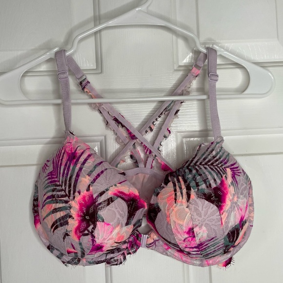 Victoria's Secret PINK The Date Racerback Push-Up Bra - Picture 2 of 8